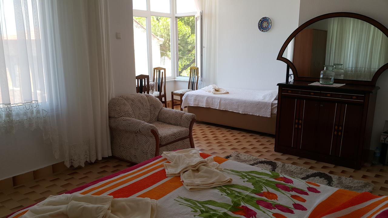 Ayvalık Pansiyon Dış mekan fotoğraf